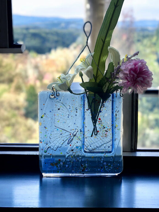 6x6 Hanging Textured Pocket Vase Window Display