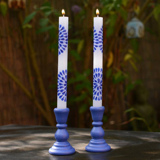 White Decorative Dining Candle with Blue Petals